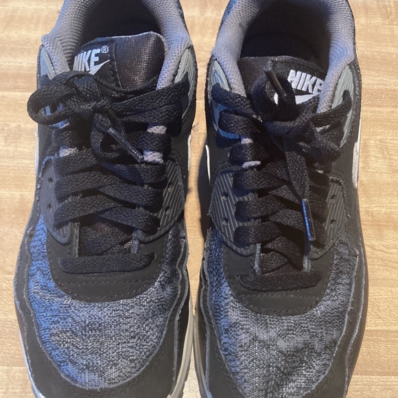 Nike Air Max Sneakers 5.5Y - Picture 10 of 10